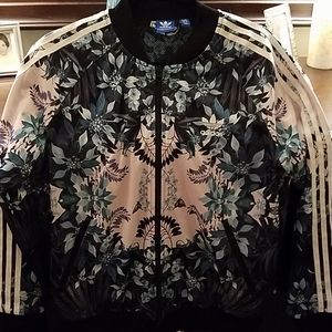 Statement track jacket, pristine condition